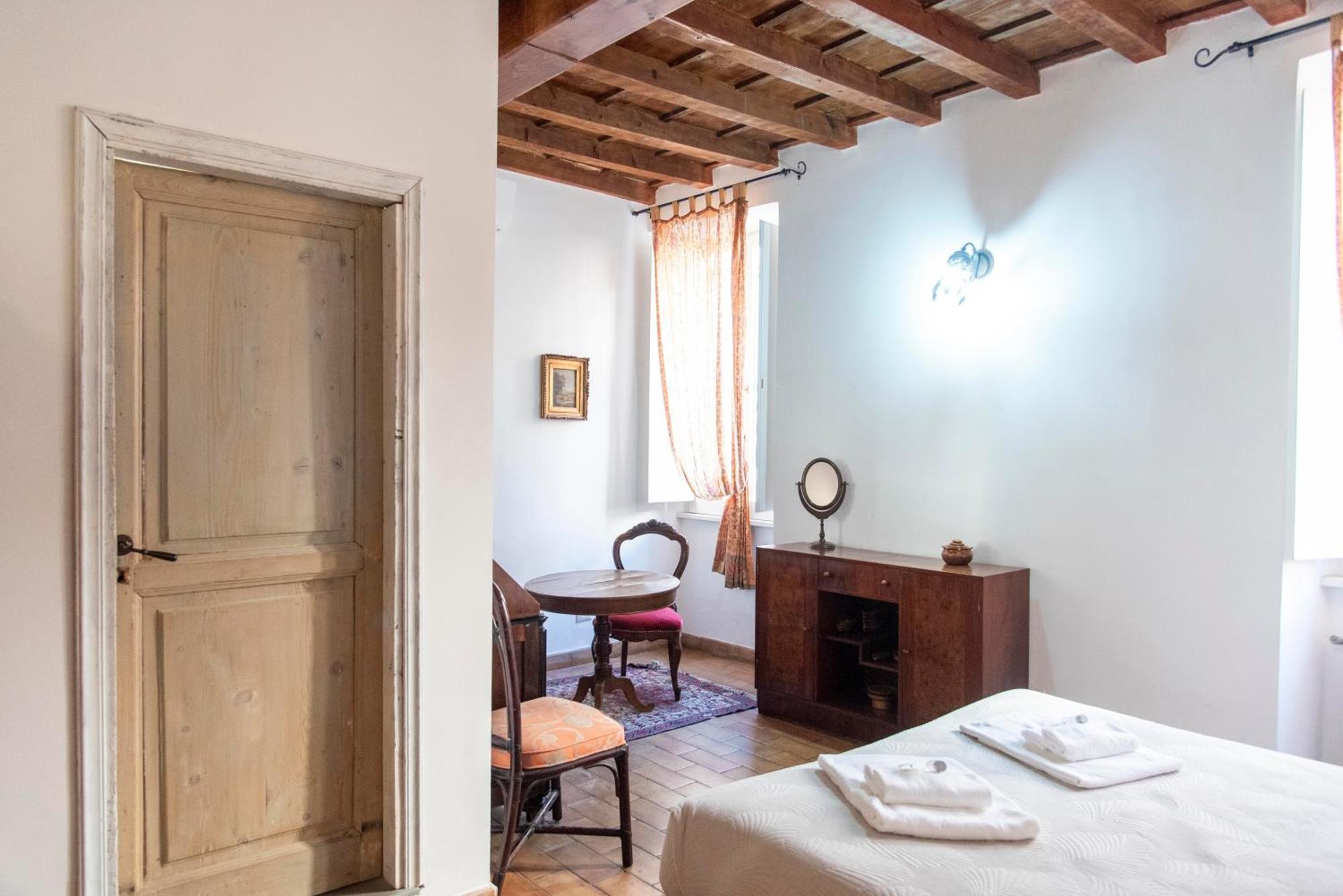 Monti Bespoke Apartment Rome Exterior photo